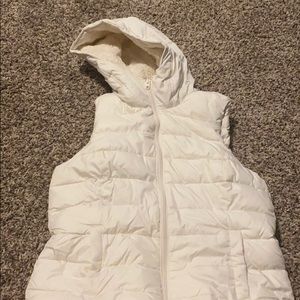 Hooded puffer vest